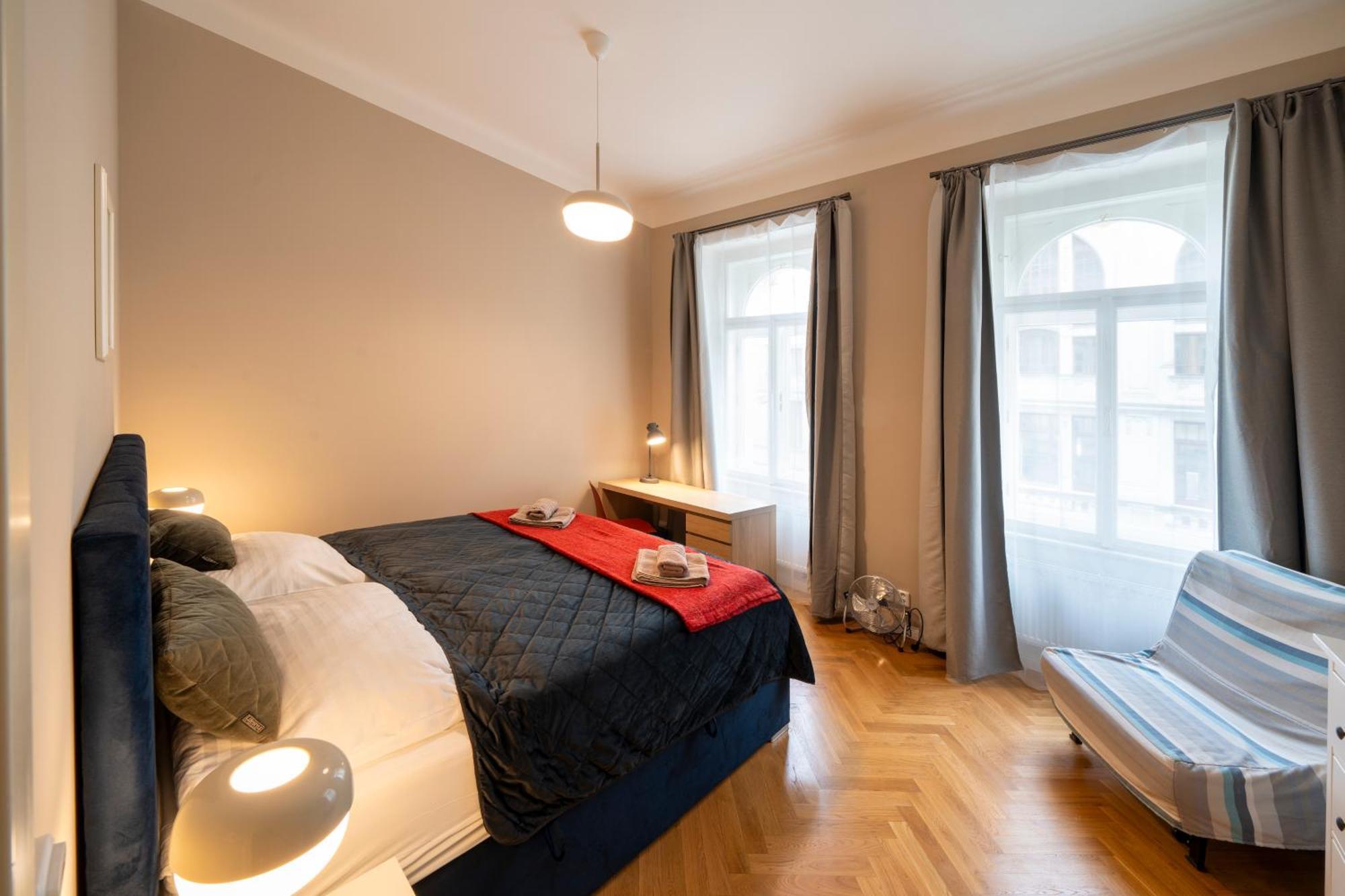 Apart Hotel Zborovska Prag Exteriör bild