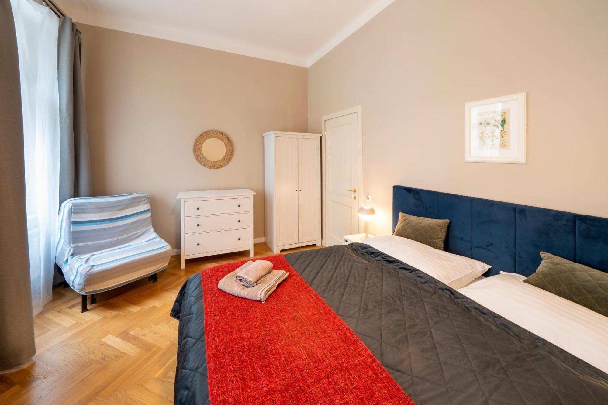Apart Hotel Zborovska Prag Exteriör bild